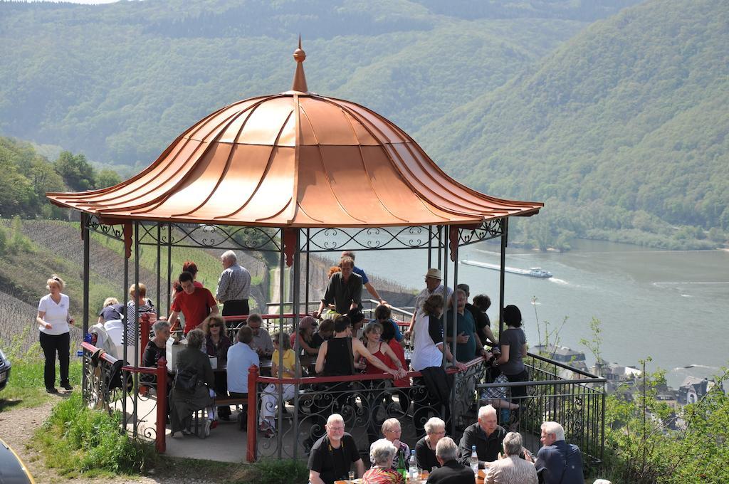 Hotel Gasthof Schuster Und Gaestehaus Rudesheim am Rhein Bagian luar foto